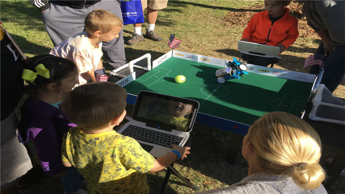 Rocklin Mini Maker Faire StartDreamBig